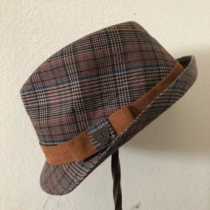 Dropped Price Fedora plaid hat.